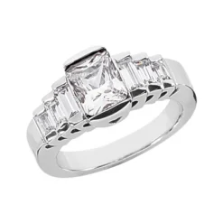 18K White Gold Ladies Diamond Ring 2.22ct