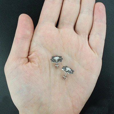 Black And White Diamond Flower Earrings 0.55ct 14K White Gold 2 Black And White Diamond Flower Earrings 0.55ct 14K White Gold - Image 2